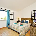 Вілла Mauritius By Algarve Vacation